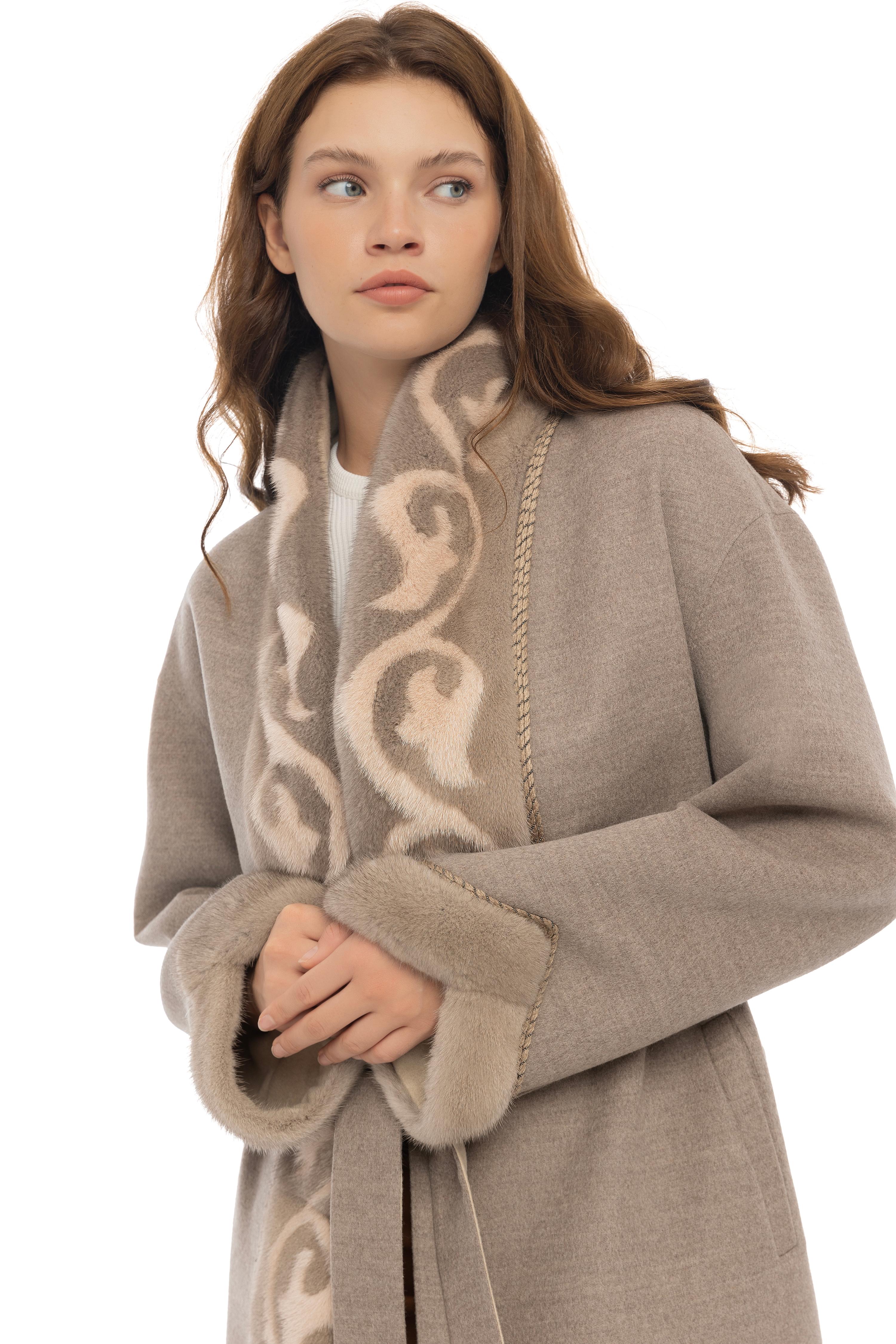 Vicuna Women's Loro Piana Fabric Coat With Mink Trimming