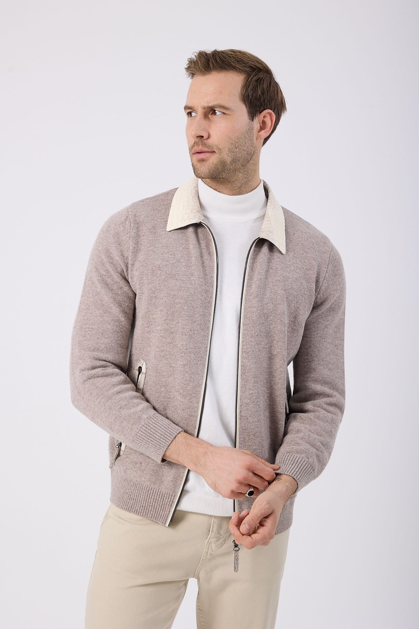 Vicuna Men's Knit Jacket with Crocodile Trimming