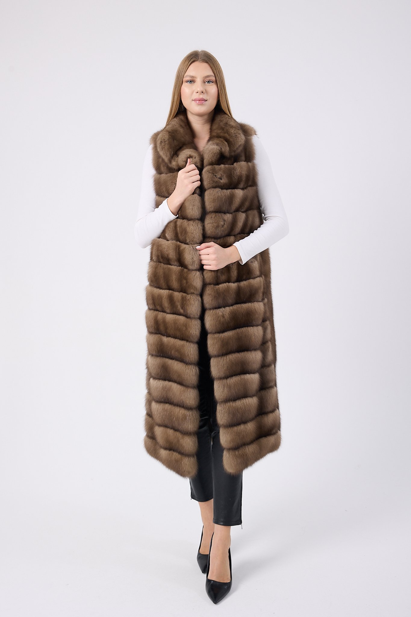 Vicuna Women's Sable Vest