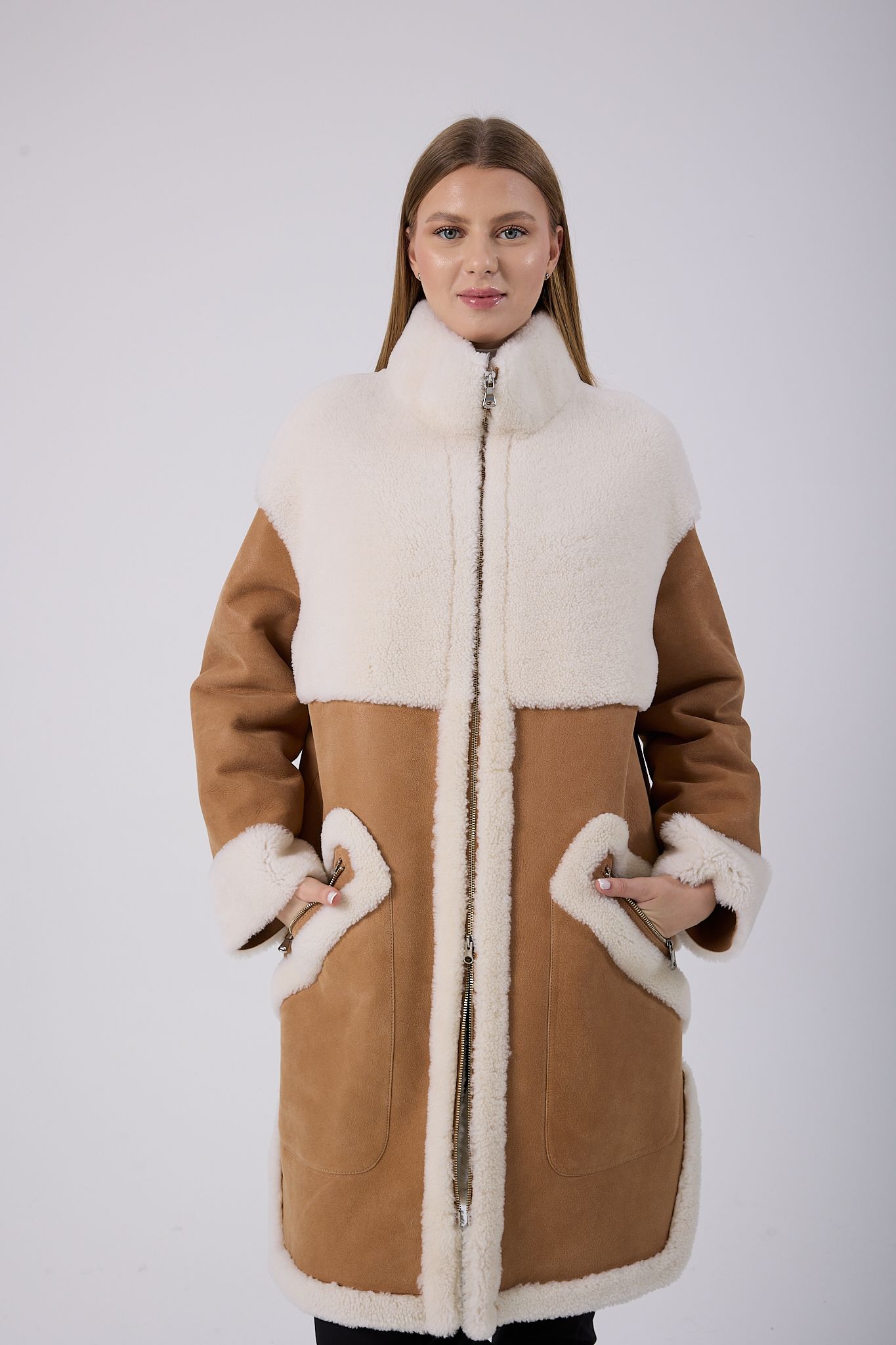 Vicuna Women's Lamb Fur Coat