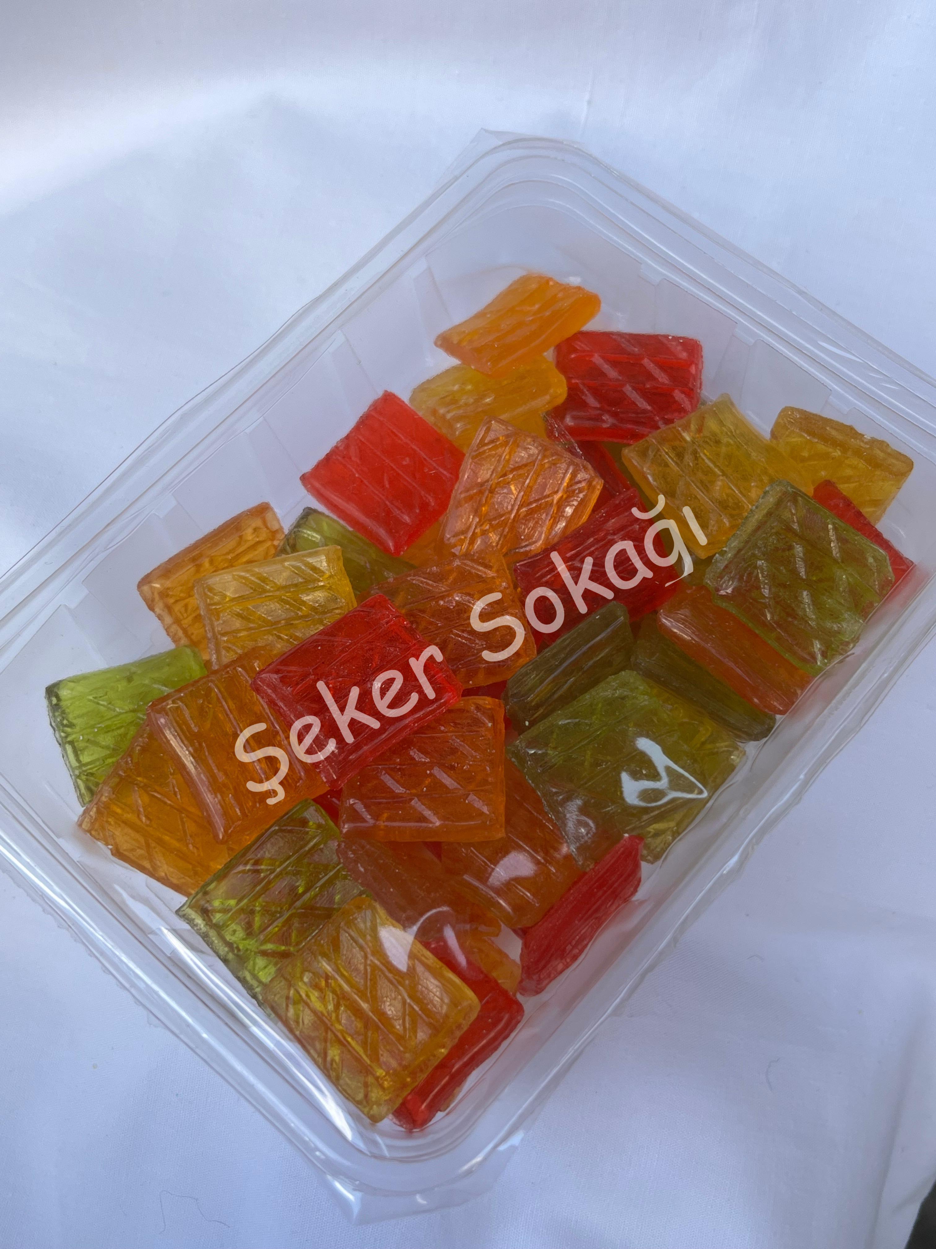 200gr Meyveli Kare Şeker