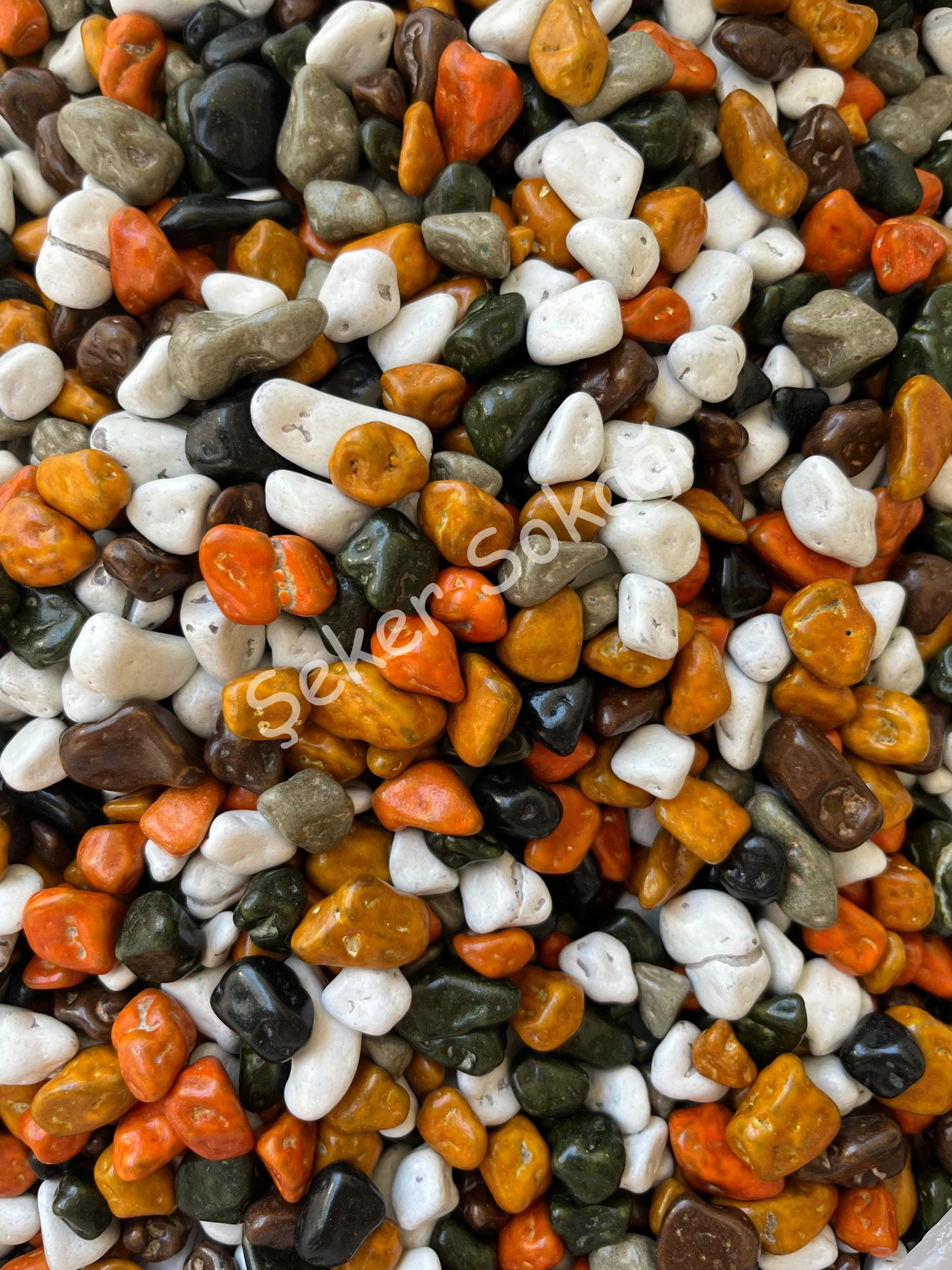 200gr Karışık Çakıl Taşı