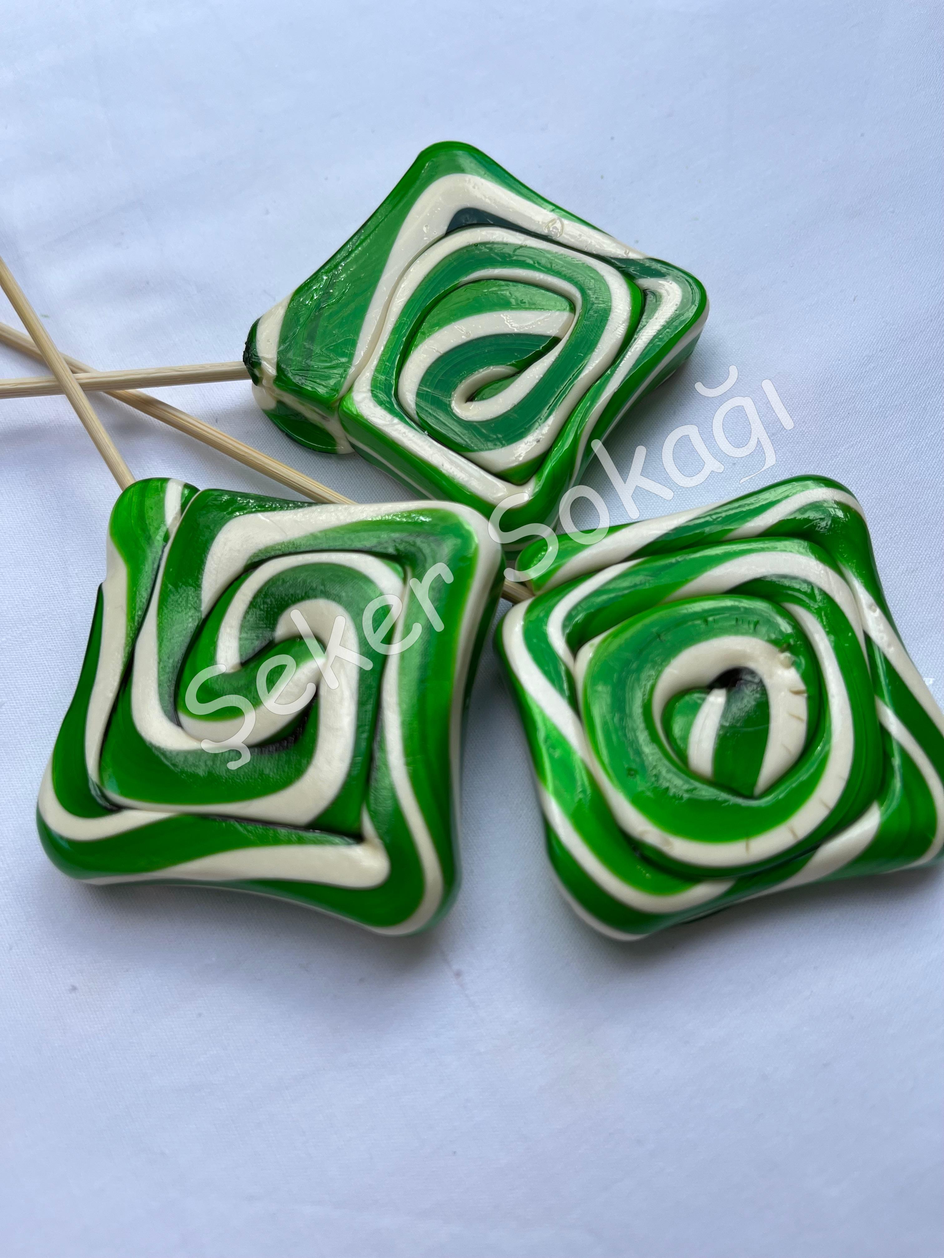 30gr Yeşil Beyaz Karo Lolipop 12 Adet