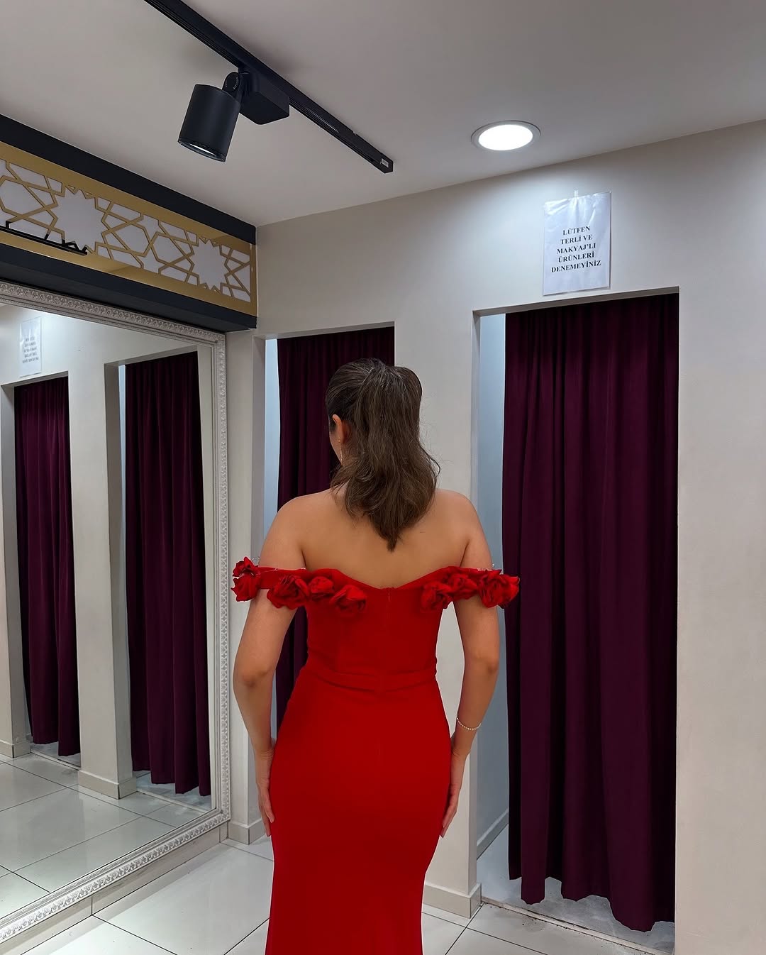 kırmızı 
