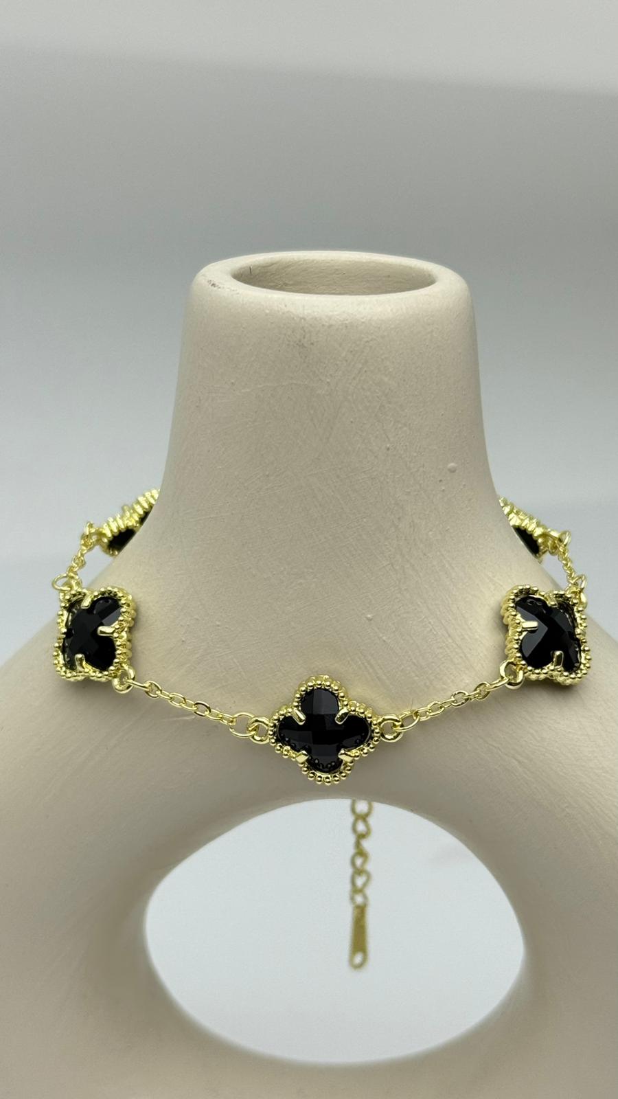 Zirkon Taşlı Yonca Bileklik