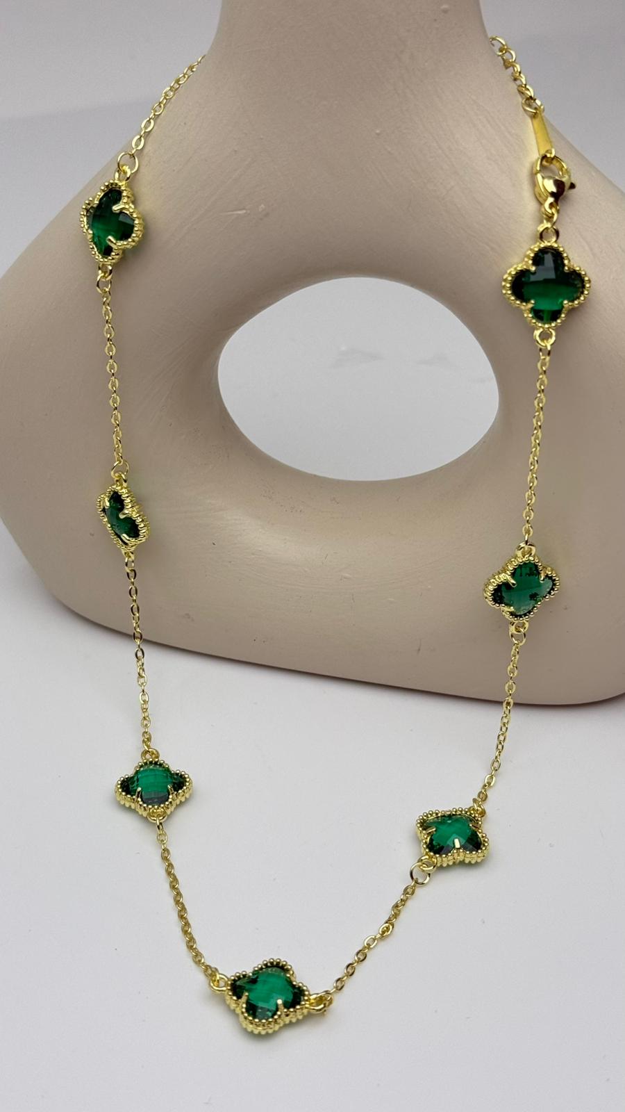 Zirkon Taşlı Yonca Kolye