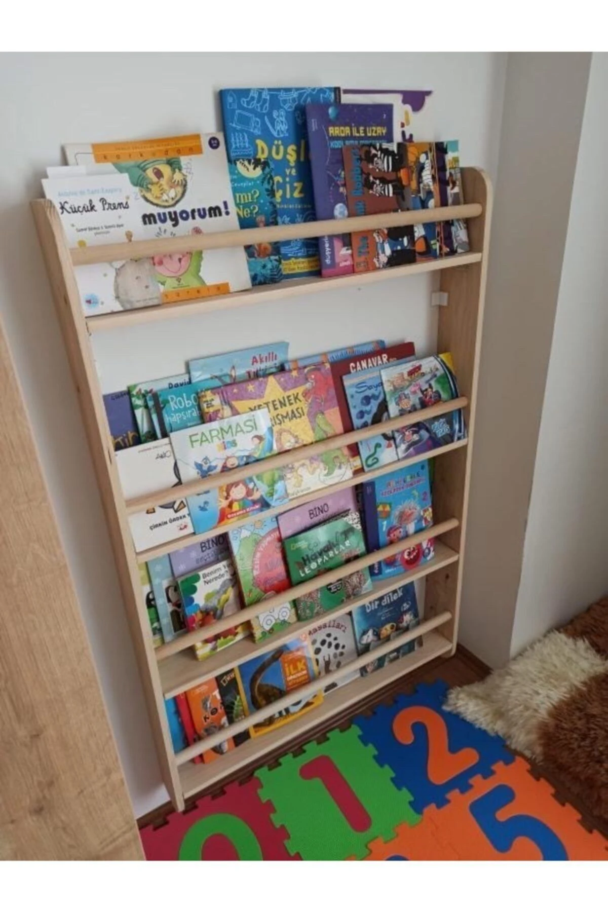 Montessori Kitaplık Geniş Model Yuvarlak Çıtalı