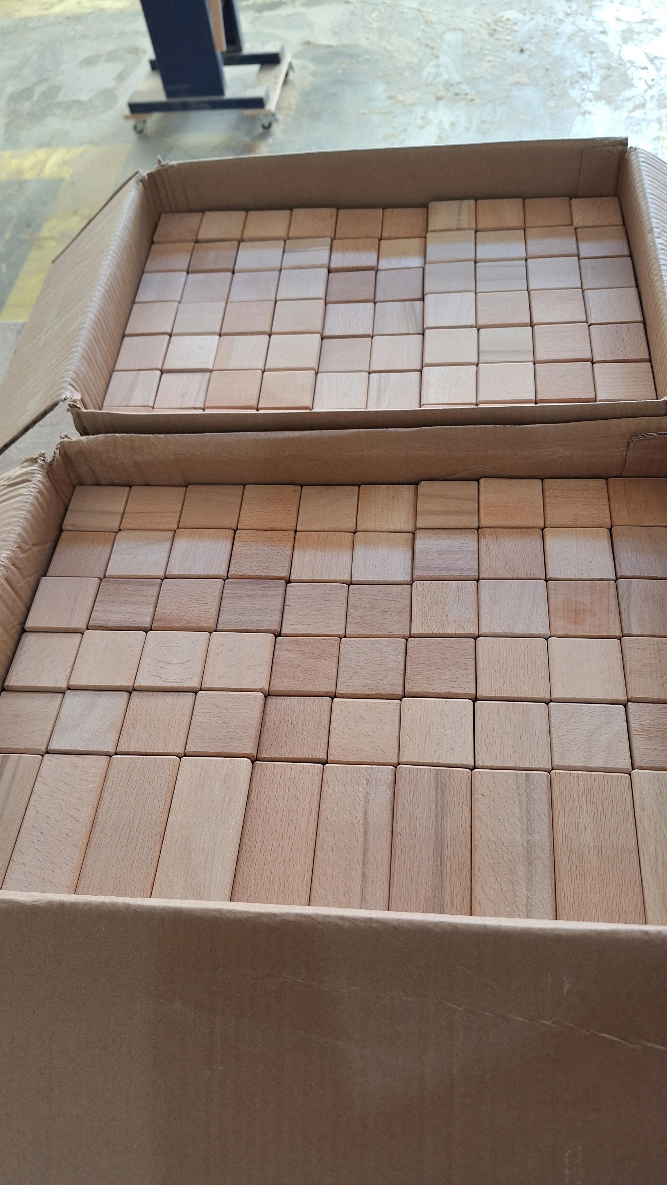 80 prizma(5x5x10cm) + 120 küp (5x5x5 cm)