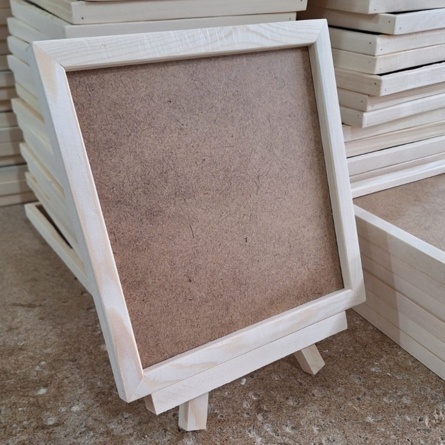 Mrt Ahşap Ayaklı Şovaleli Çerçeve 25x25 cm