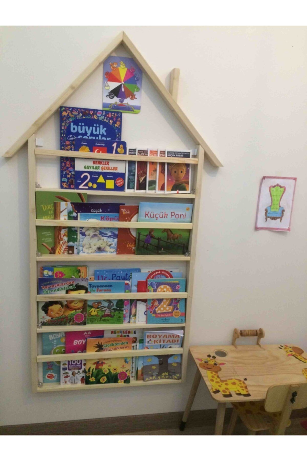 Montessori Çatılı Kitaplık