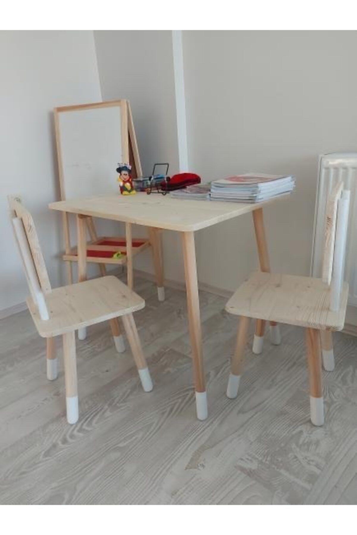 Montessori Çalışma Masası Ve 2 Adet Sandalye
