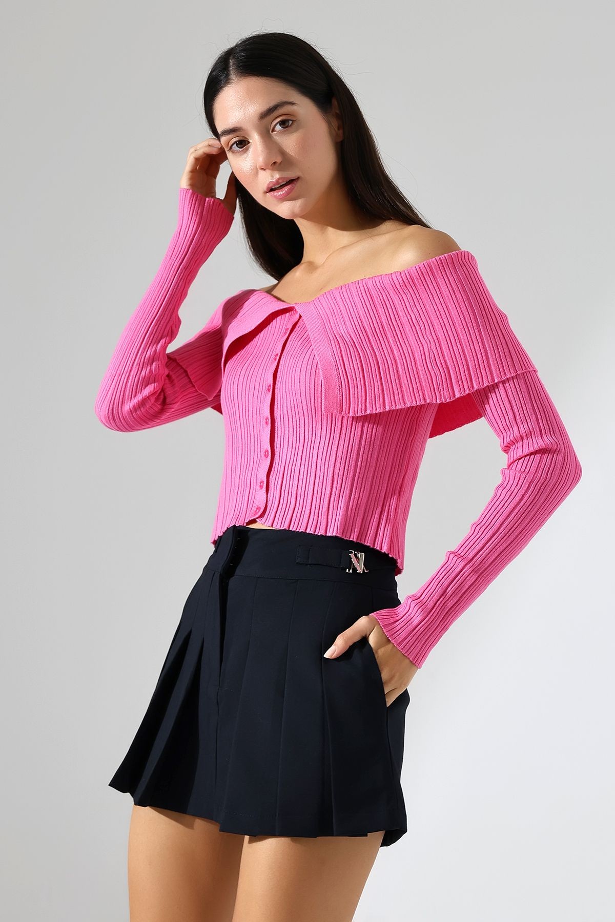 Omzu Açık Katlamalı Triko Crop Bluz - Pembe