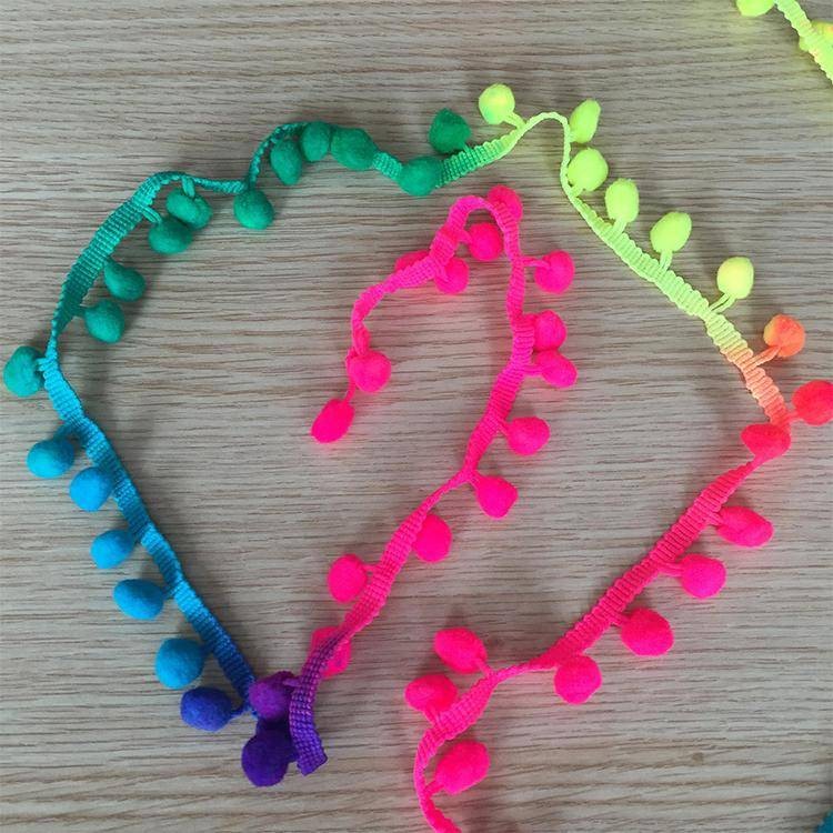 Neon Ponpon Şerit Metrelik