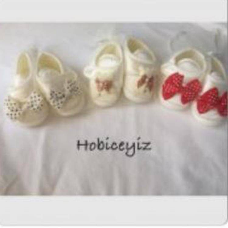 Yeni Doğan Patik Süslemeli