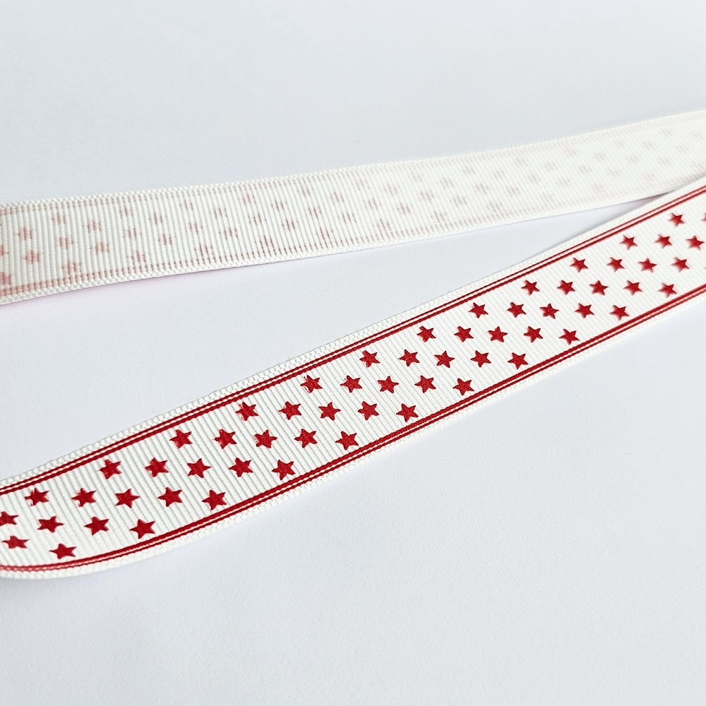 Grogren Kurdele Yıldız Desenli 2,5 cm 20 Metre Beyaz Üstü Kırmızı Renk