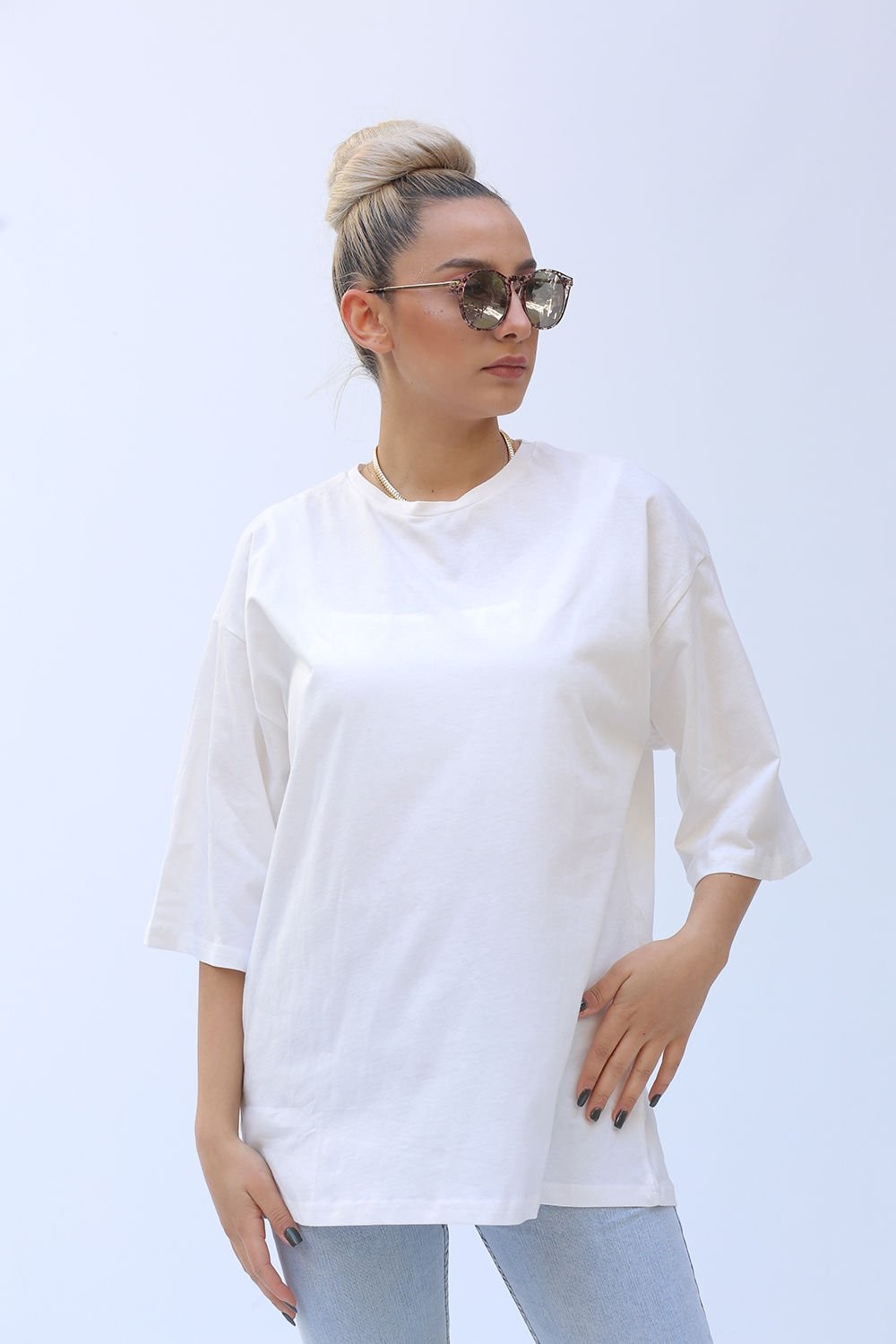 Beyaz Renk Oversize Kesim Kadın Tshirt Q18740