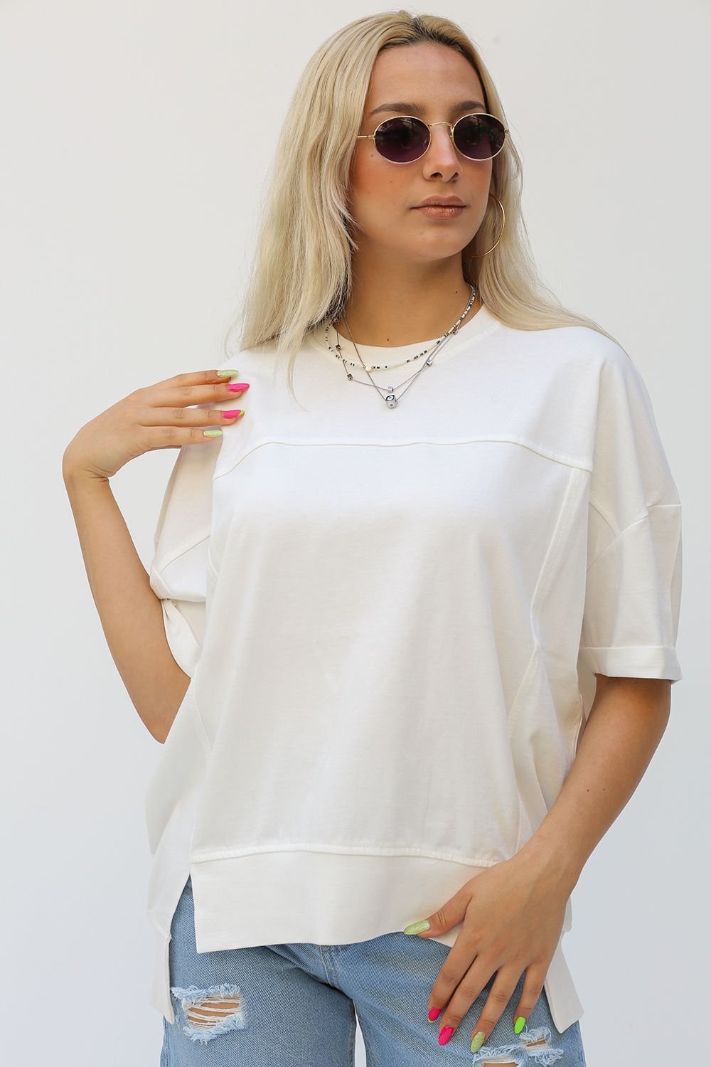 Oversize Kalıp %100 Pamuk Beyaz Renk Kadın Tshirt P0030