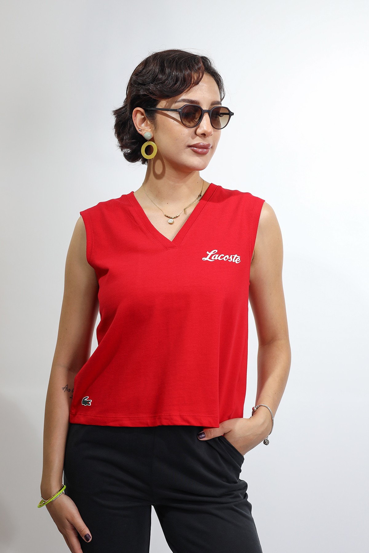 Kadın Kolsuz Kırmızı T-shirt