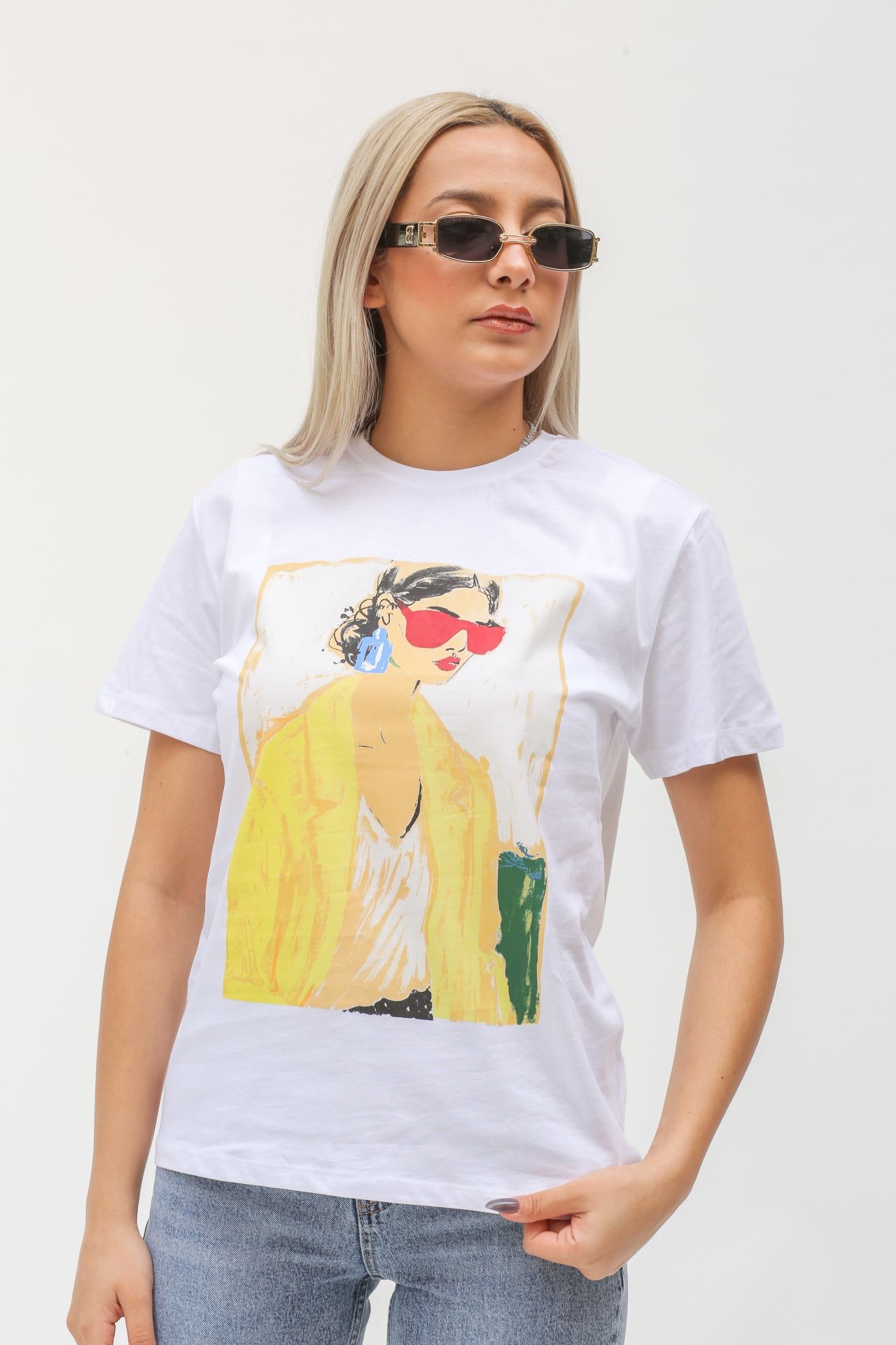 Zara Etiketli Baskı Detaylı Beyaz Renk Kadın Tshirt M005