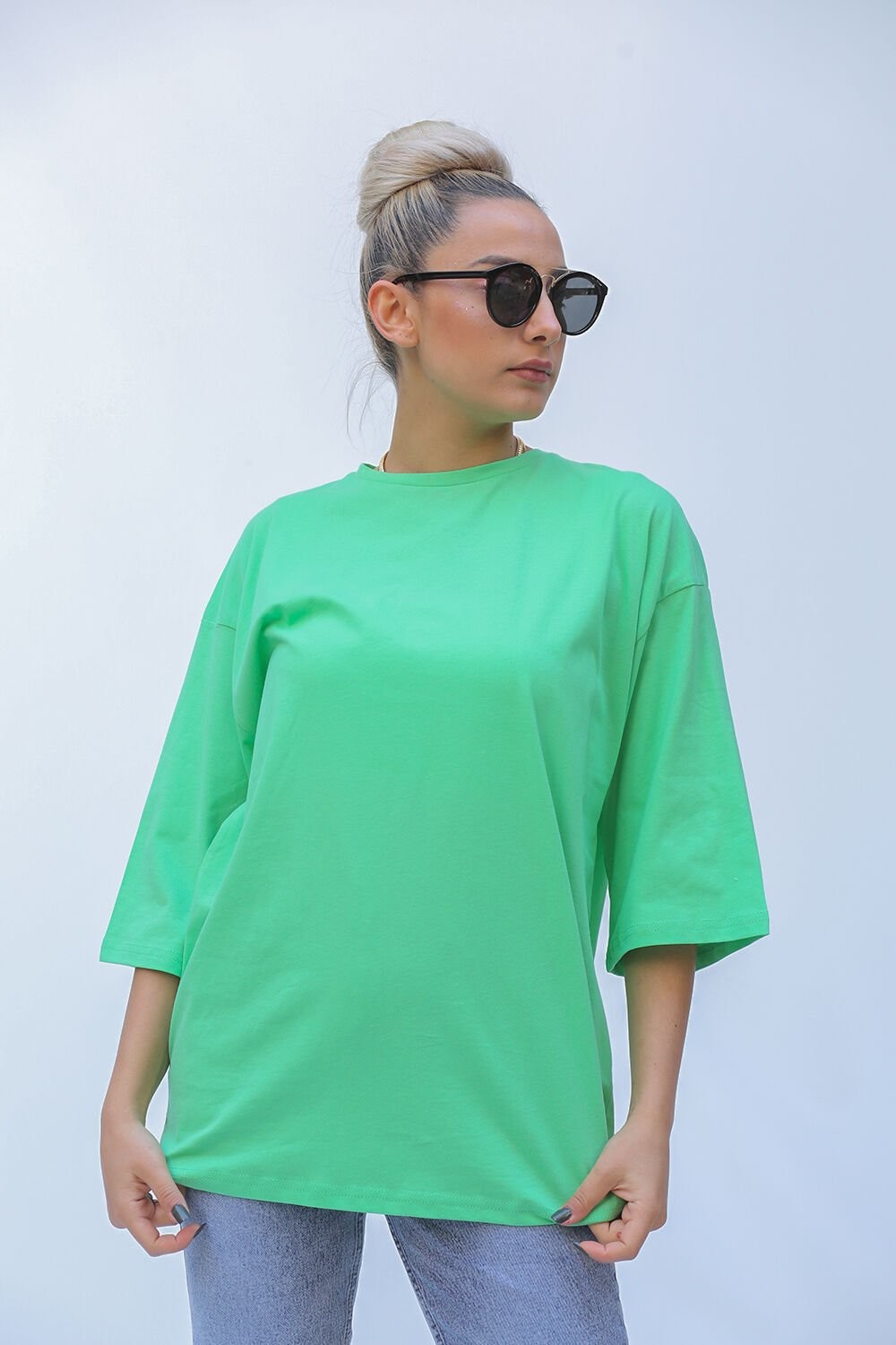 Yeşil Renk Oversize Kesim Kadın Tshirt Q18740