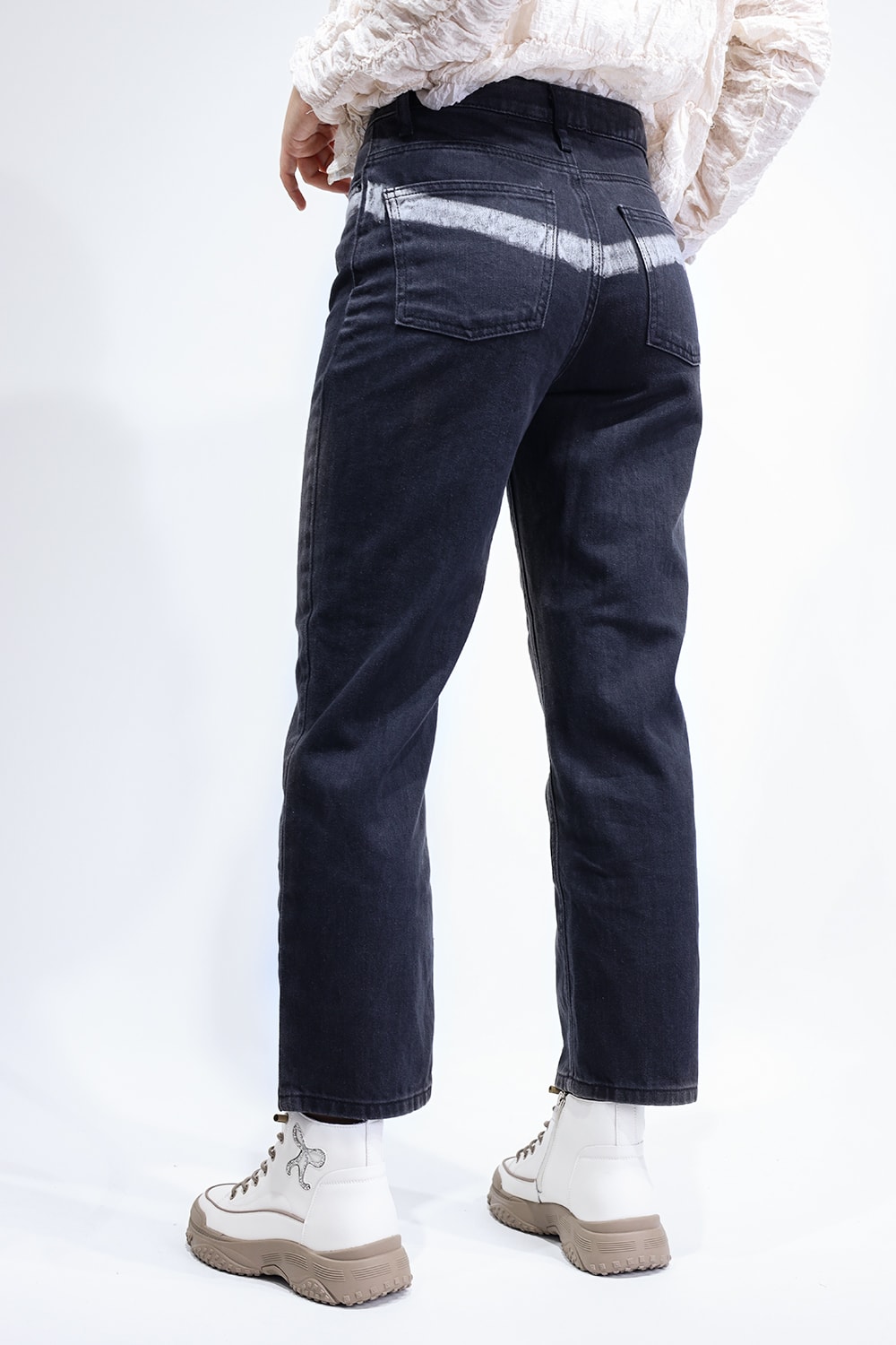 Orjinal Marka Havuç Kesim Kadın Jean