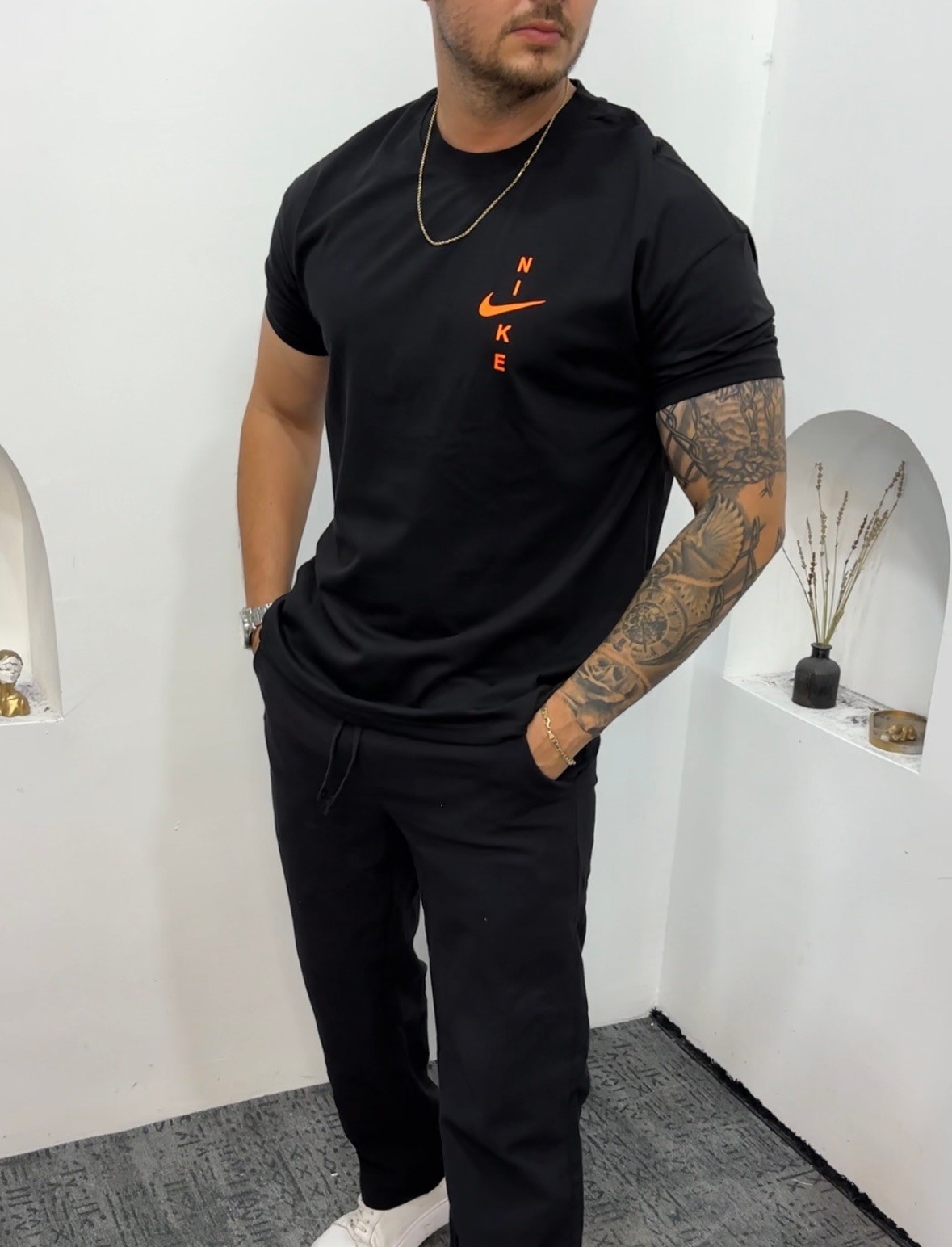Nike Kol Omuz Dar kesim Oversize 