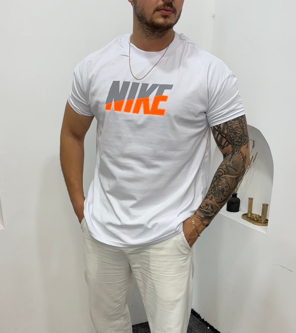 Nike kol omuz dar kesim 