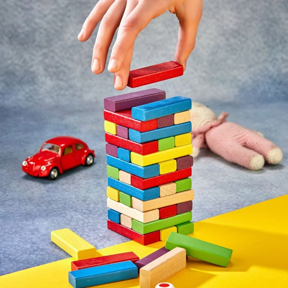 Renkli Tower Süper Denge Oyunu