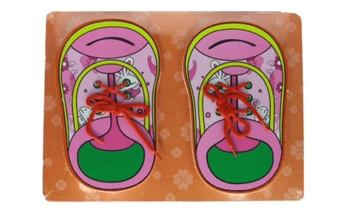 Ahşap Ayakkabı Bağlama