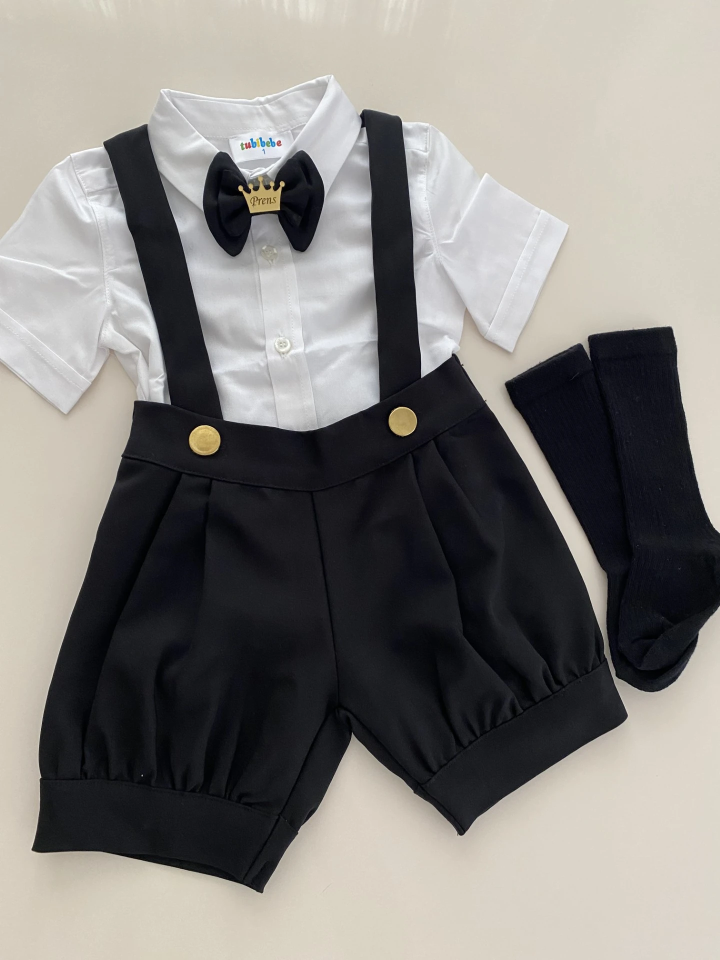 4'lü Siyah Şort Salopet + Gömlek + Papyon + Çorap Takım