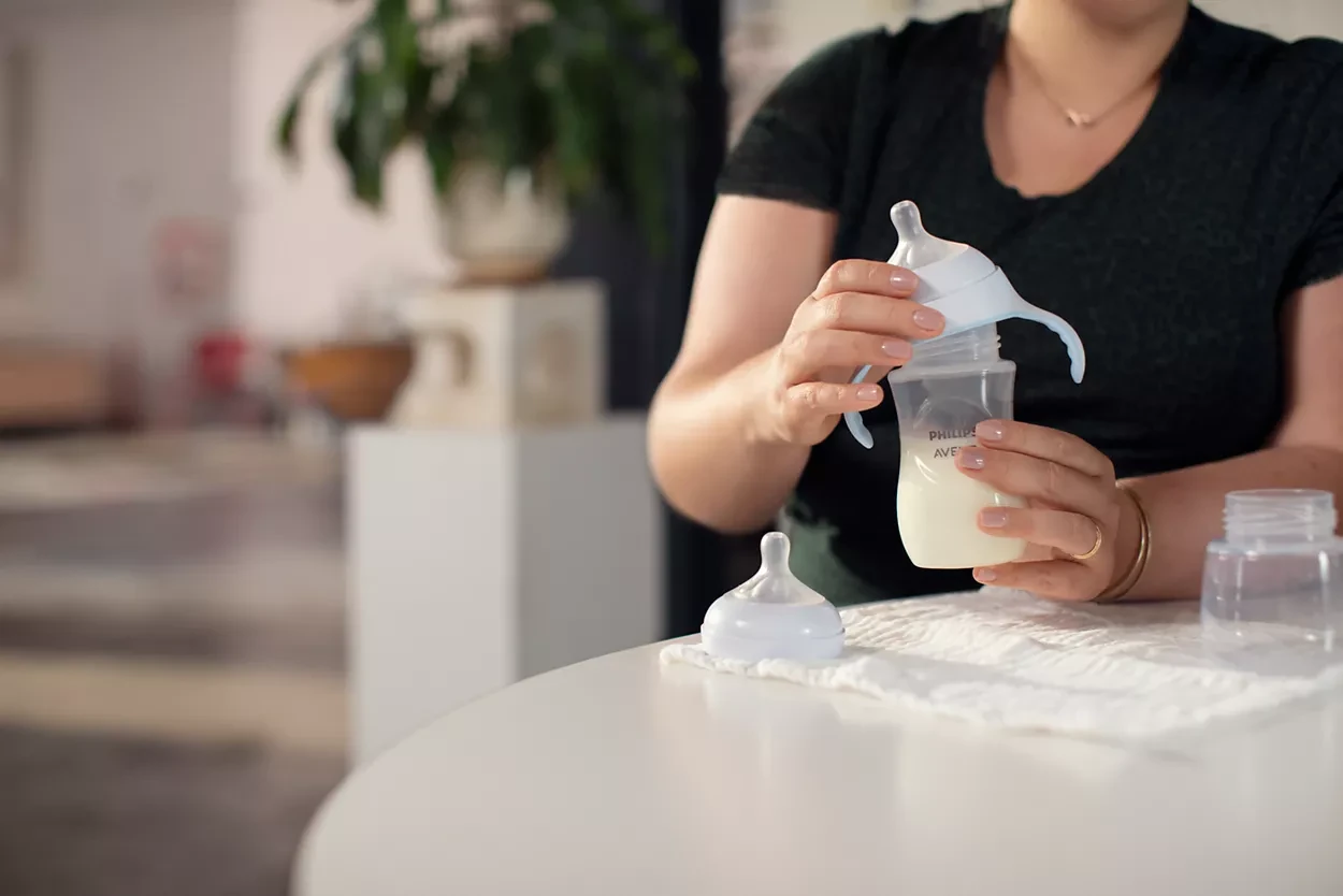 Philips Avent Natural Response Eğitici Bardak 6 Ay+,Tepkili Biberon Emziği SCF263/61