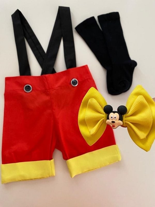 3'lü MICKEY MOUSE KONSEPT Salopet + Papyon + Çorap Takım