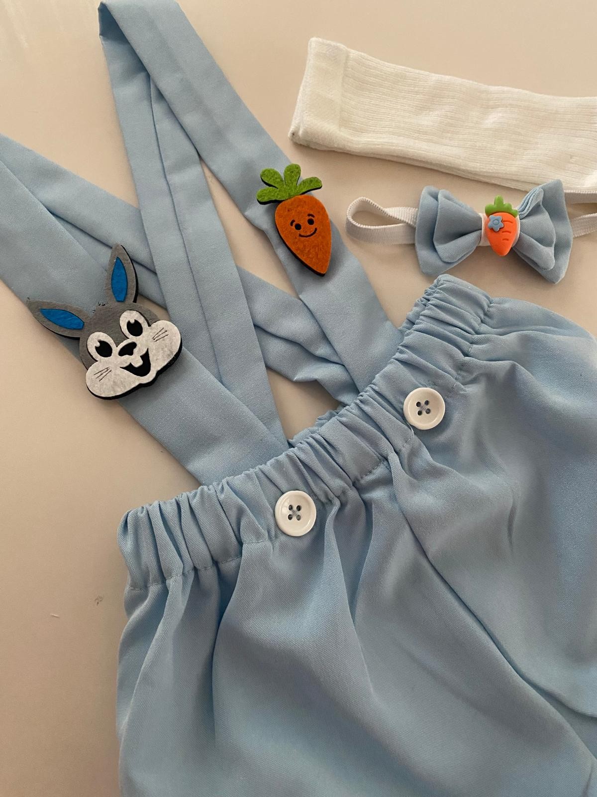 3'lü Bebe Mavi Diş Buğdayı Konseptli Şort Salopet + Papyon + Çorap Takım