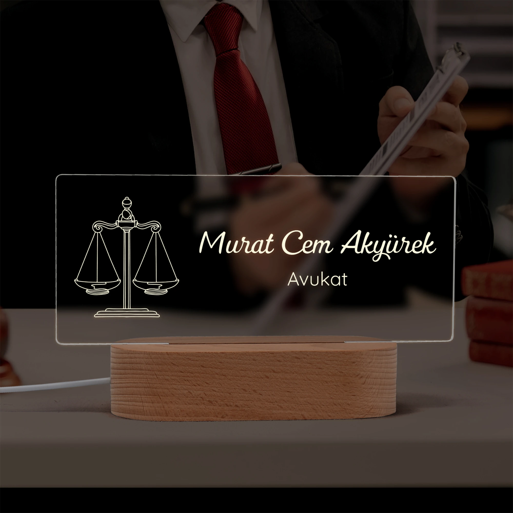 Kişiselleştirilebilir Avukatlara Özel Led Masa İsimliği
