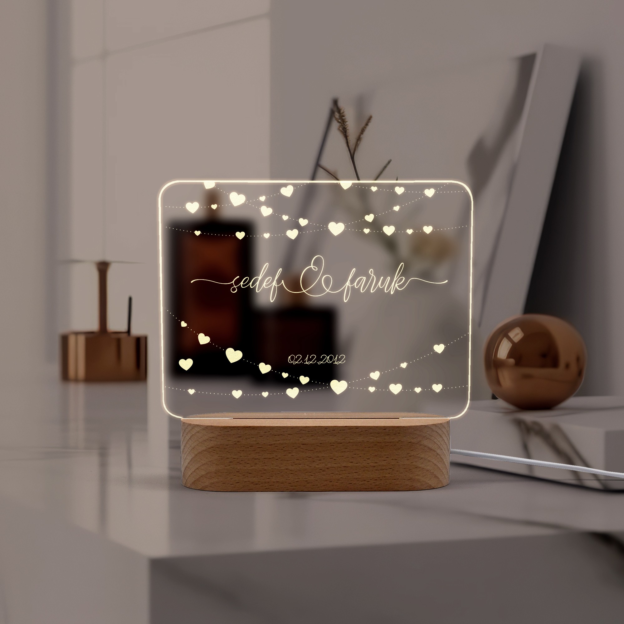 Çiftler için Minik Kalp Motifli Dörtgen Kişiye Özel Led Gece Lambası