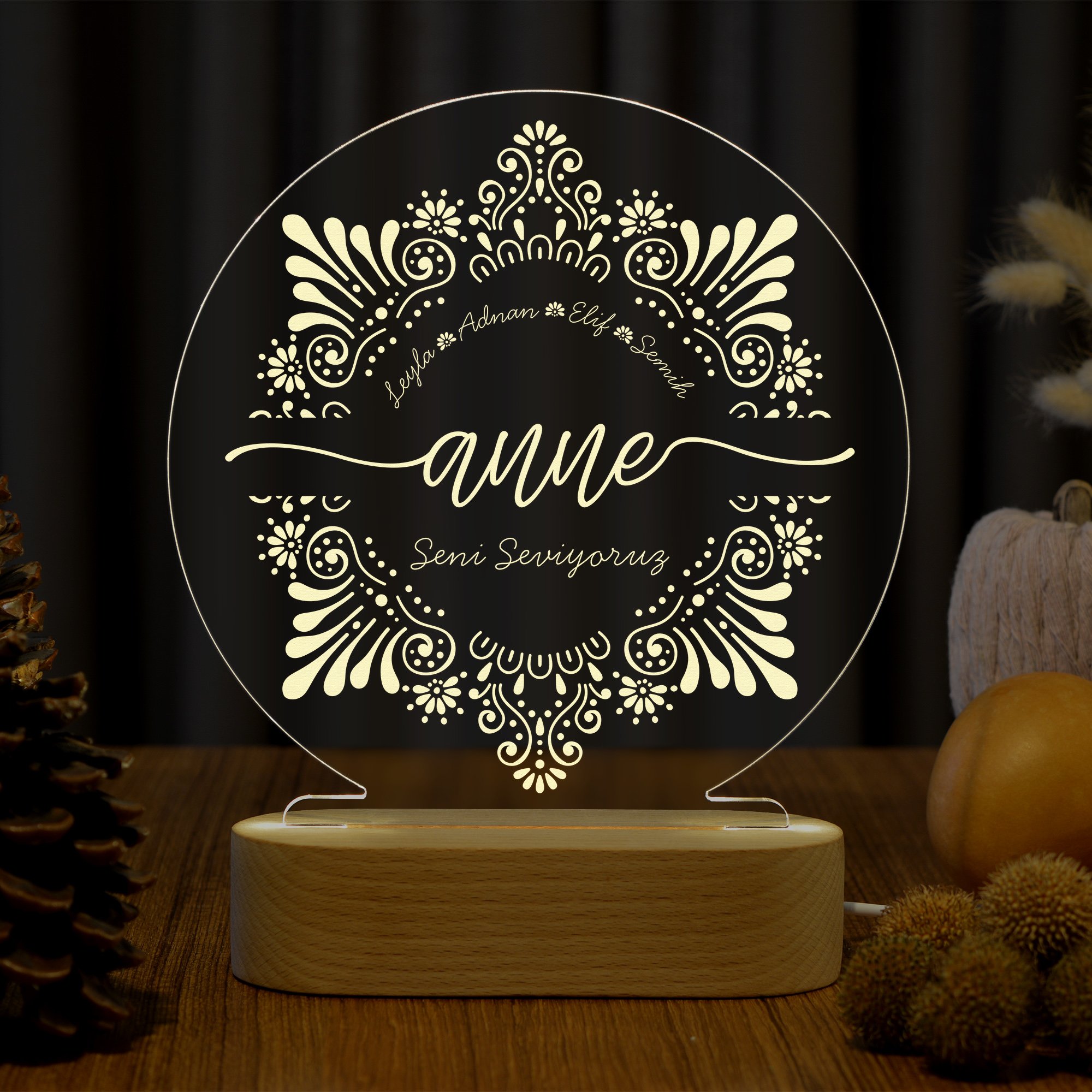 Anneler için Dantel Motifli Kişiye Özel Ledli Gece Lambası