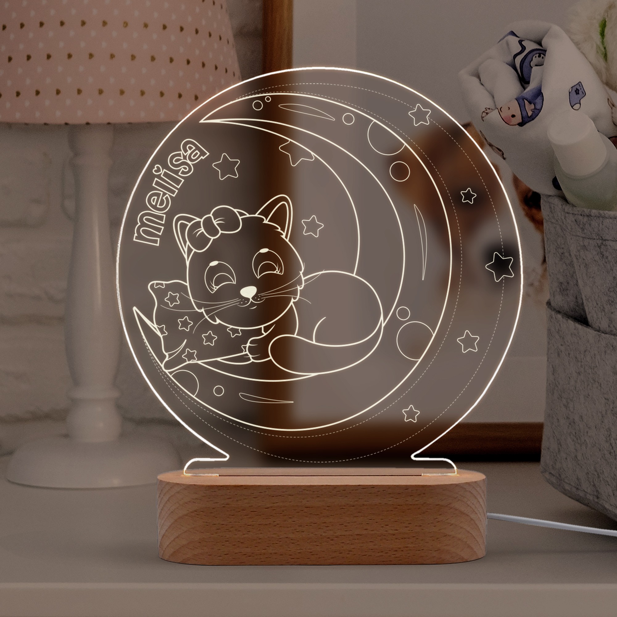 Ay Üstünde  Uyuyan Kedi Figürlü Kişiye Özel Ledli Gece Lambası