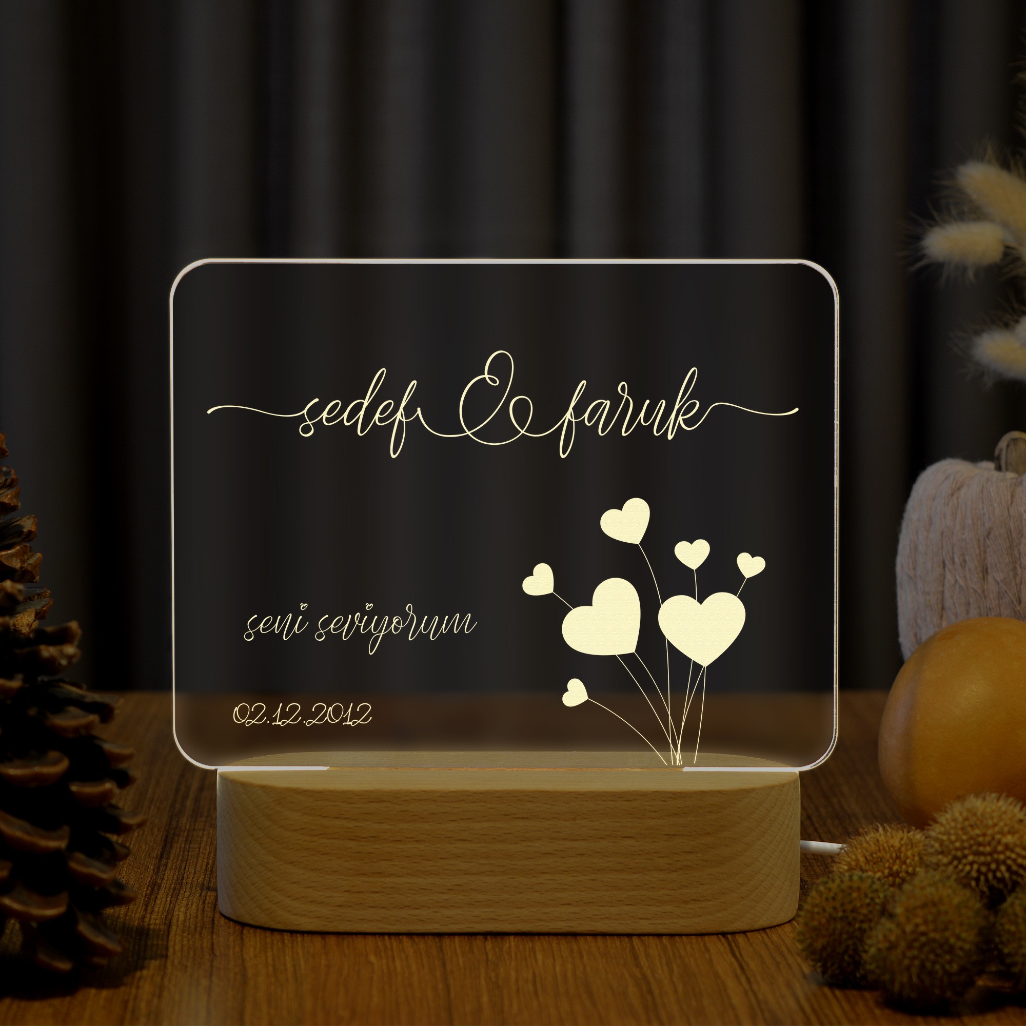 Çiftler için Balon Kalp Motifli Kişiye Özel Ledli Gece Lambası