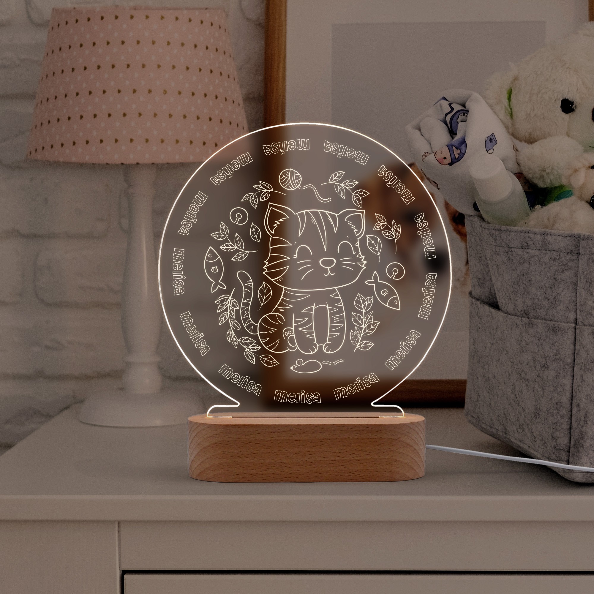 Çizgili Kedi Figürlü Kişiye Özel Ledli Gece Lambası