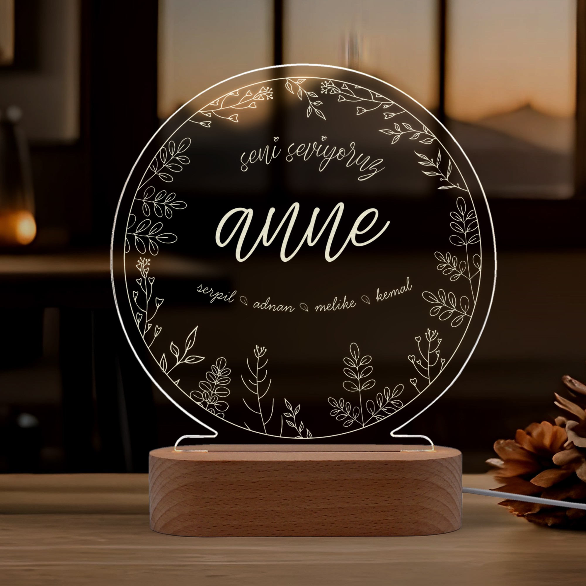Anneler için Çiçek Motifli Kişiye Özel Ledli Gece Lambası