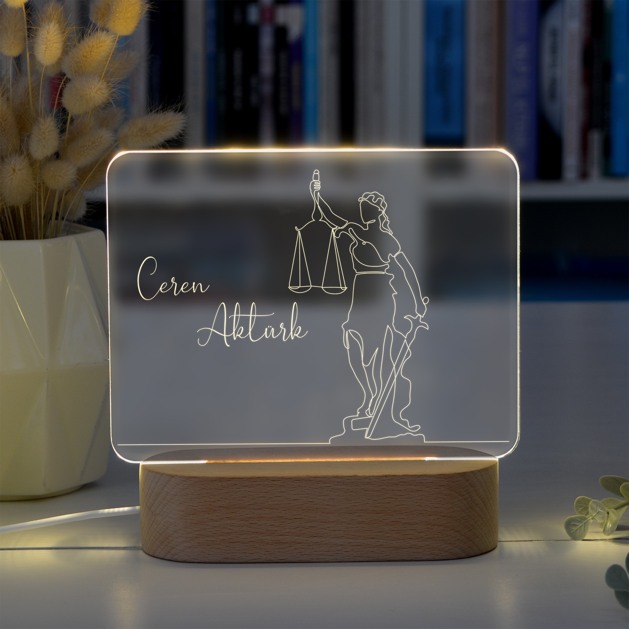 Avukatlar için Adalet Sembollü Dörtgen Model Kişiye Özel Led Gece Lambası