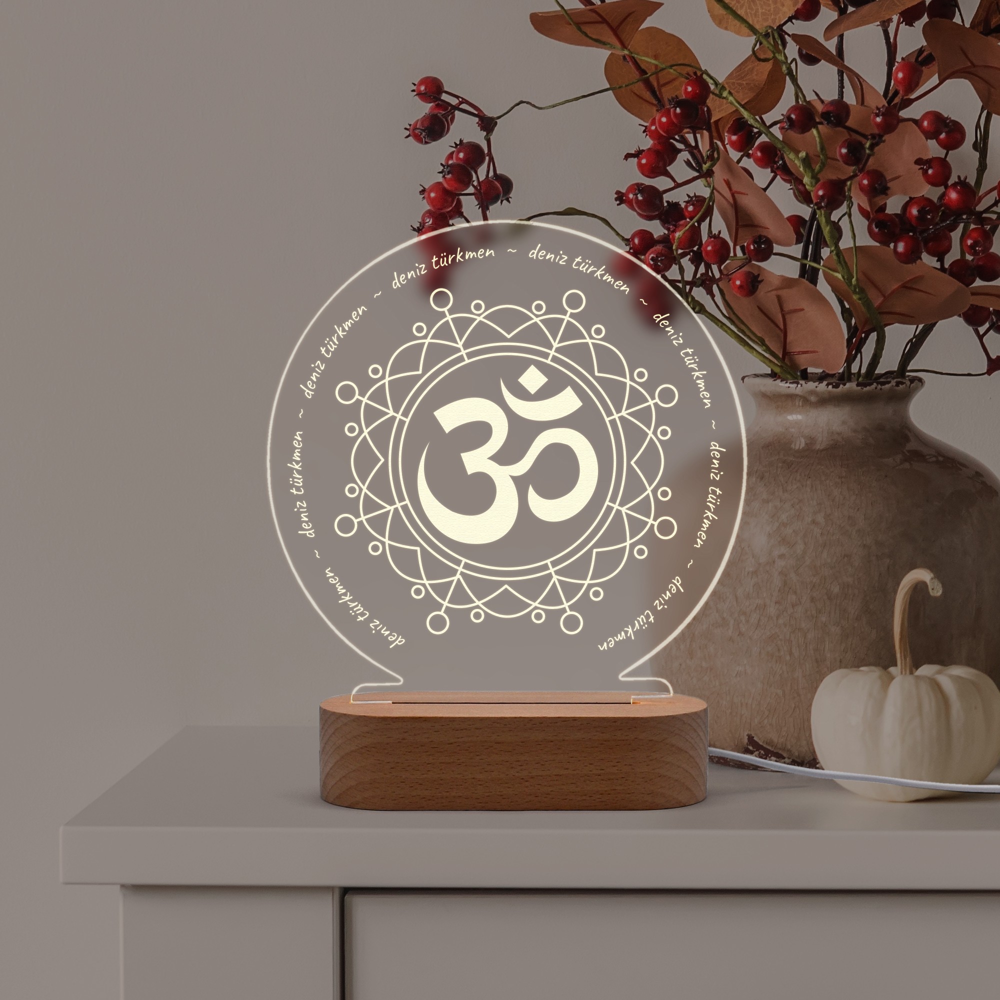 Yoga Om Sembollü Kişiye Özel Ledli Gece Lambası