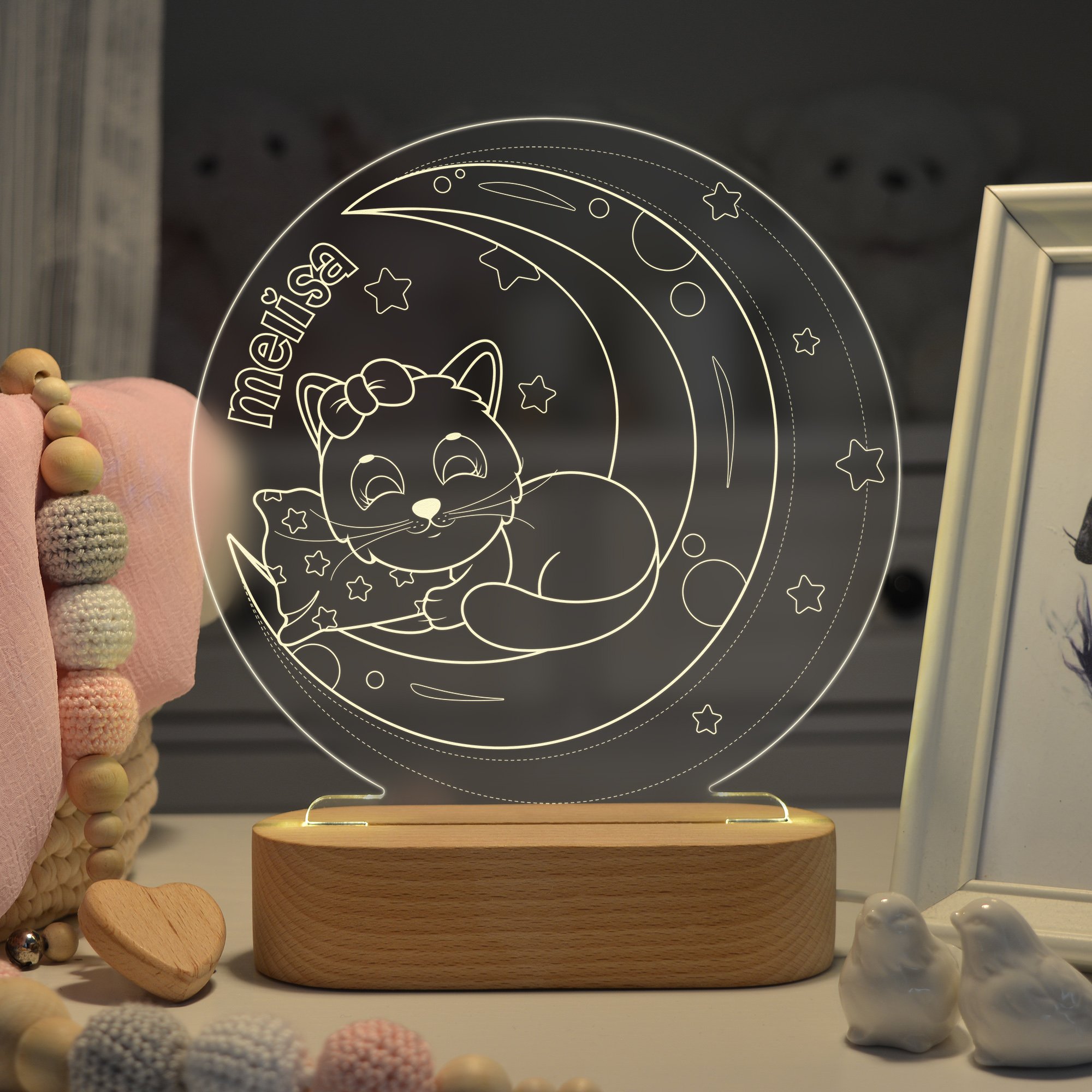 Ay Üstünde  Uyuyan Kedi Figürlü Kişiye Özel Ledli Gece Lambası