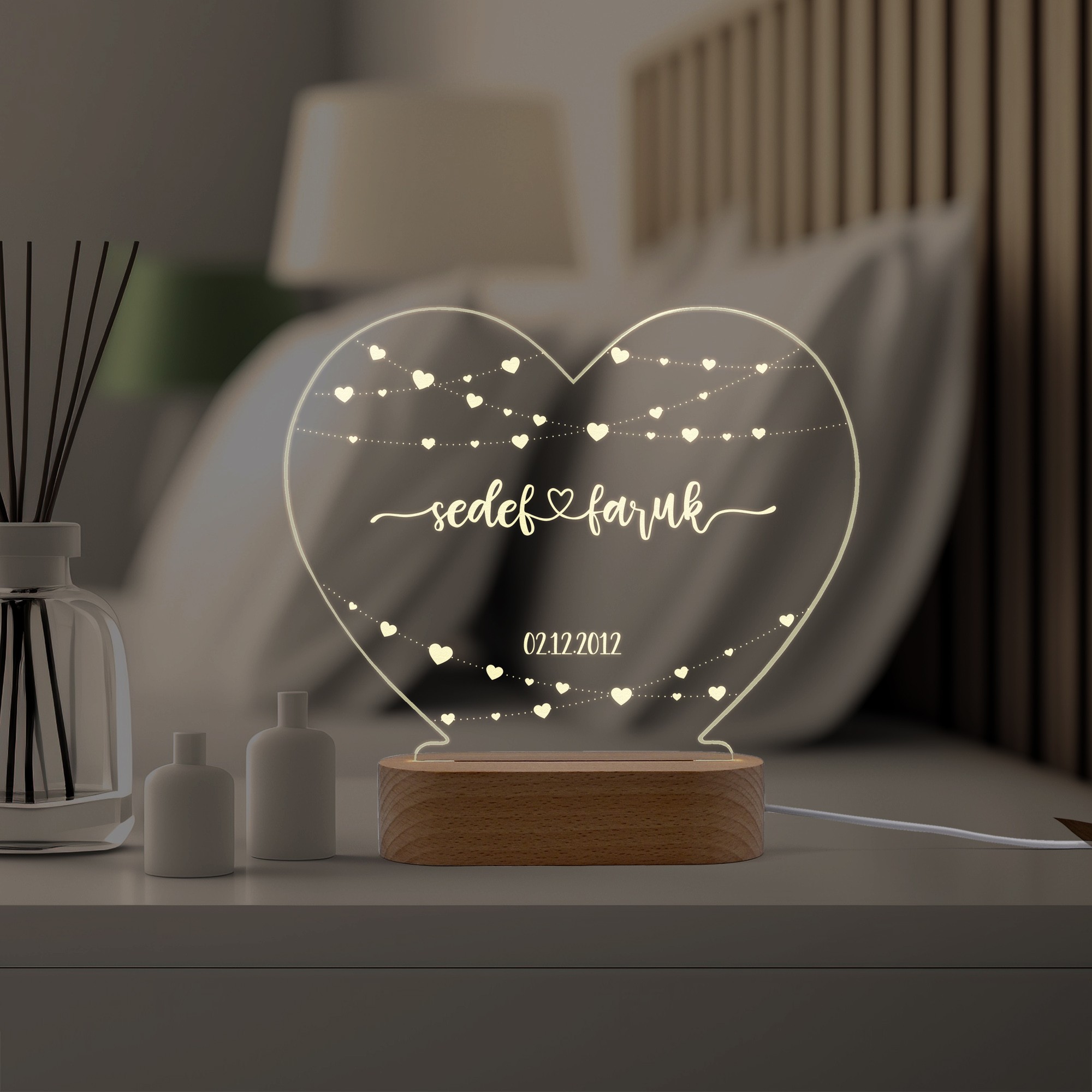  Çiftler için Minik Kalp Motifli Kişiye Özel Ledli Gece Lambası