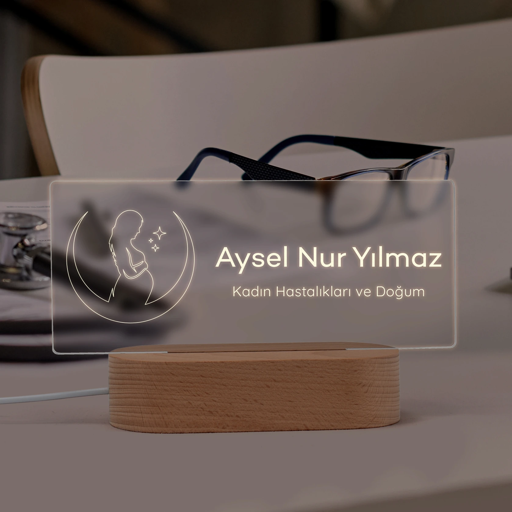 Doktorlar İçin Kişiye Özel Led Masa İsimliği 