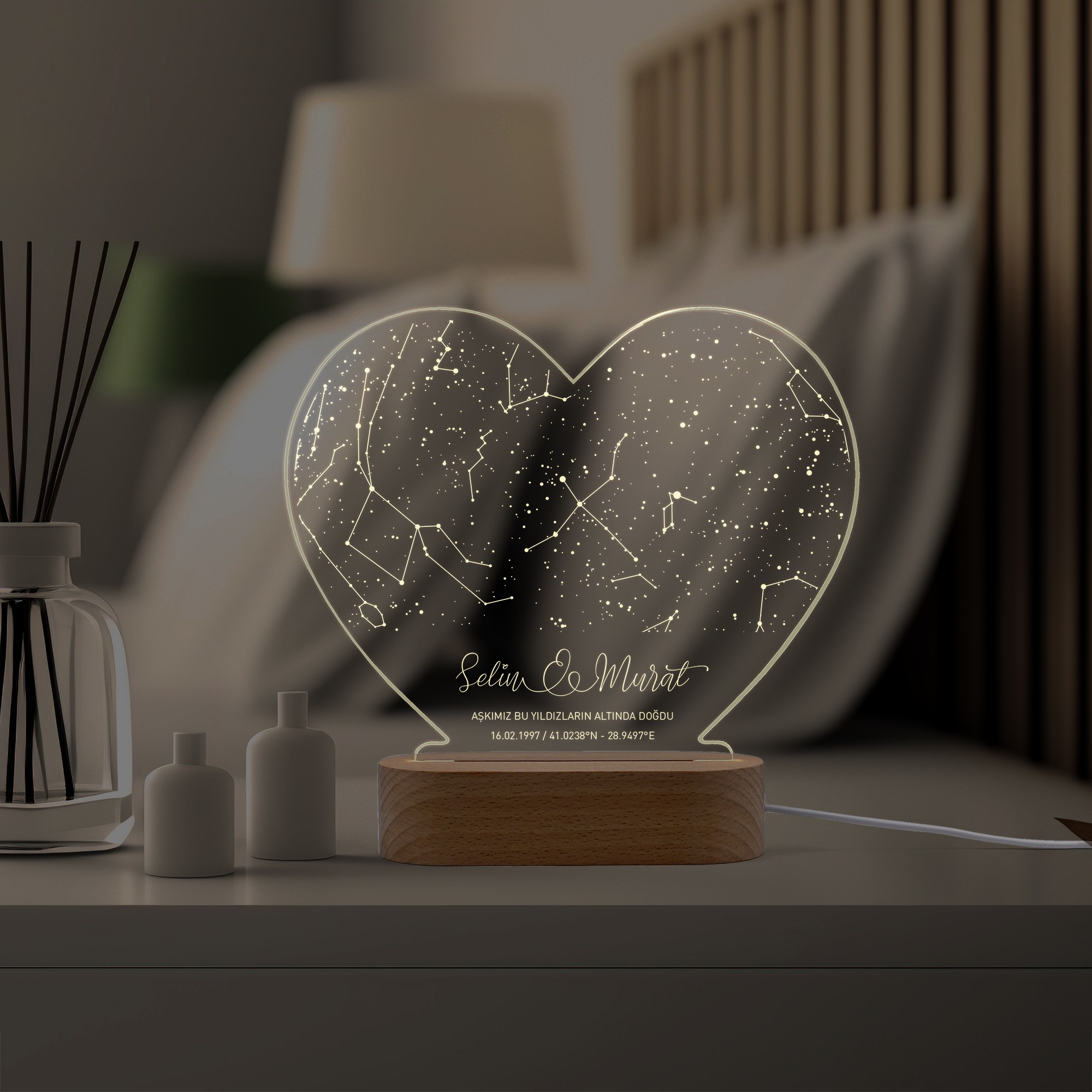 Çiftler için Kişiye Özel Yıldız Haritası Kalp Model Led Gece Lambası