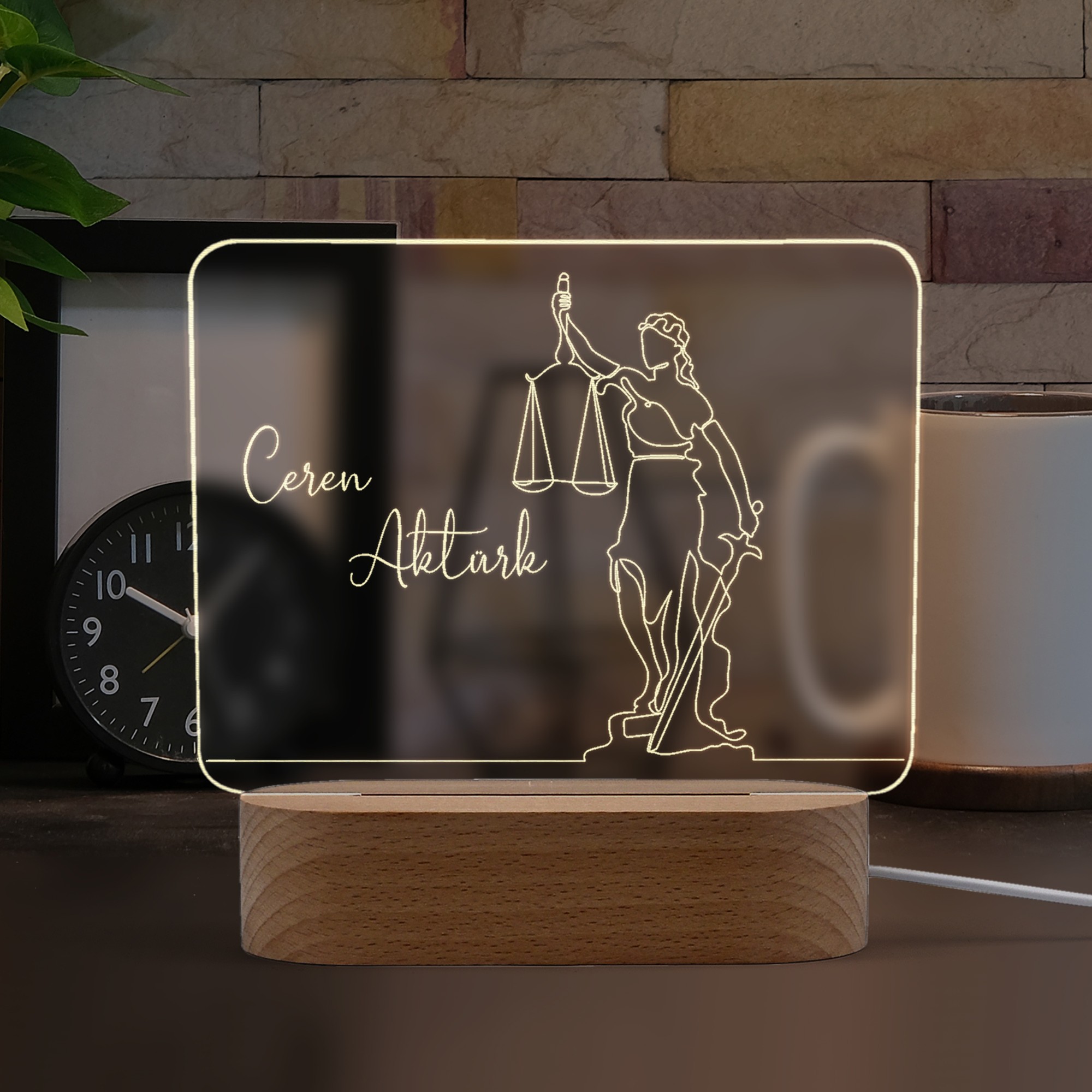 Avukatlar için Adalet Sembollü Dörtgen Model Kişiye Özel Led Gece Lambası
