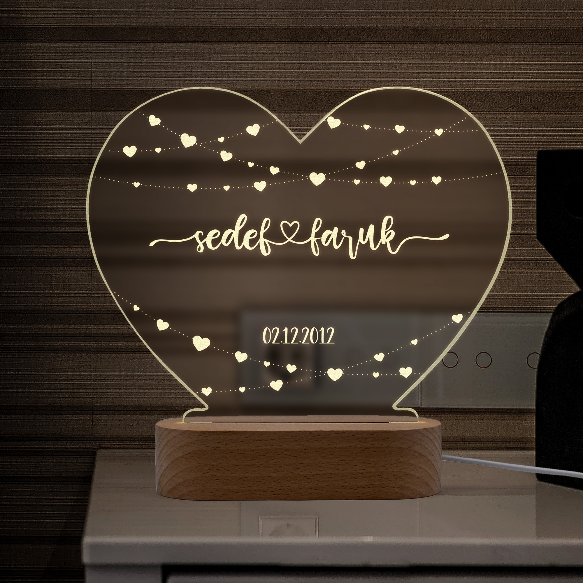  Çiftler için Minik Kalp Motifli Kişiye Özel Ledli Gece Lambası