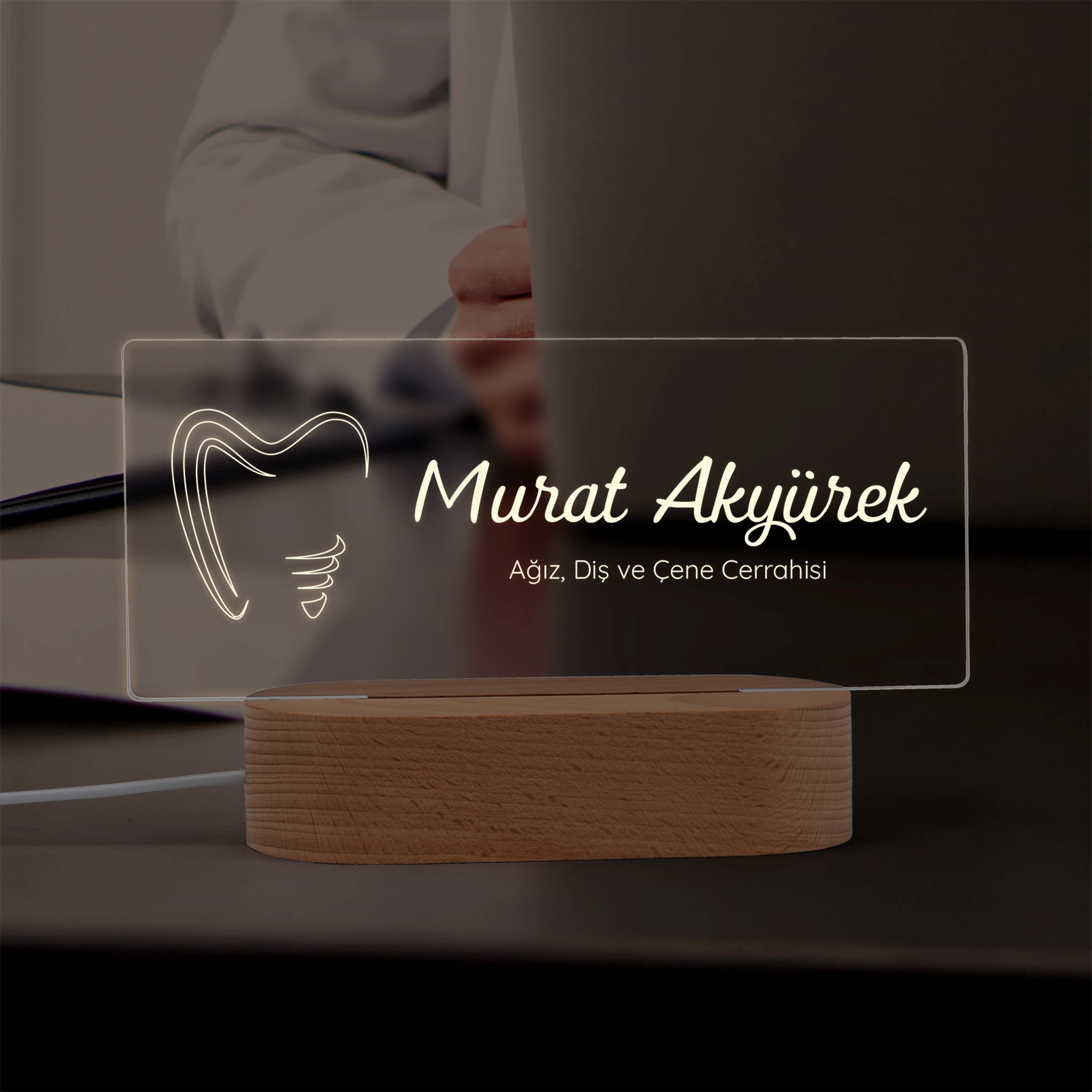 Doktorlar İçin Kişiye Özel Led Masa İsimliği 