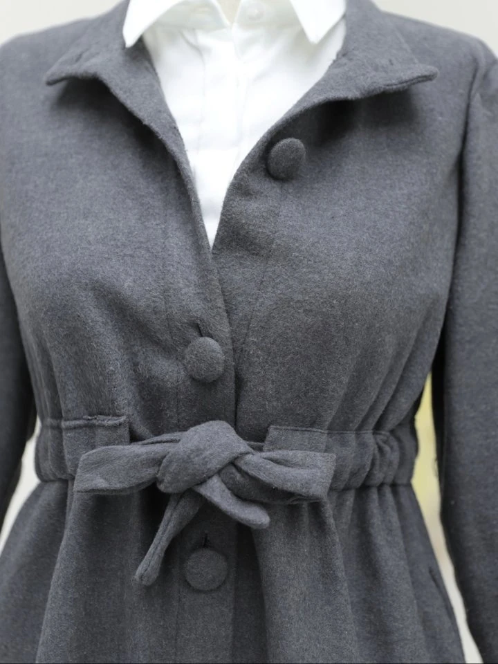 Belden Bağlamalı Top Düğmeli Kaşe Kaban -Füme